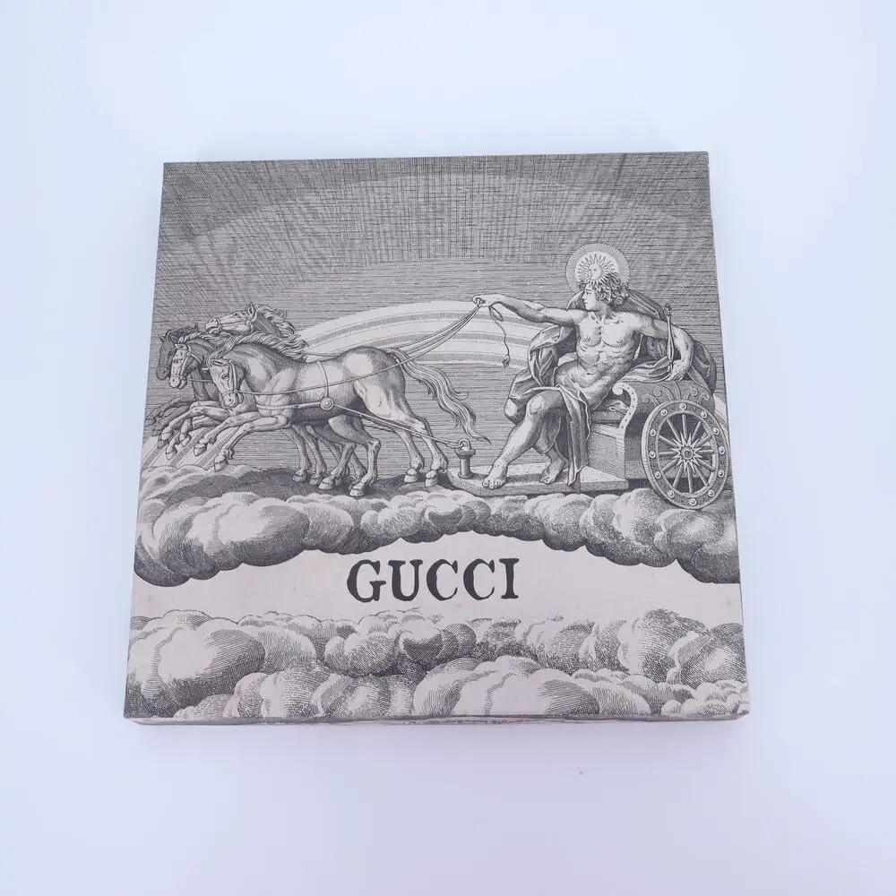 GUCCI Printed Roman Motif Scarf Size Gift Box 9.5x9.5x1